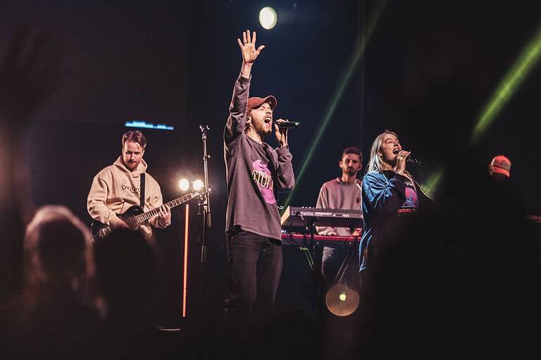Lovsangskonsert med Thomas og Karoline Neteland